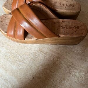 Korks Faithe Tan Sandals